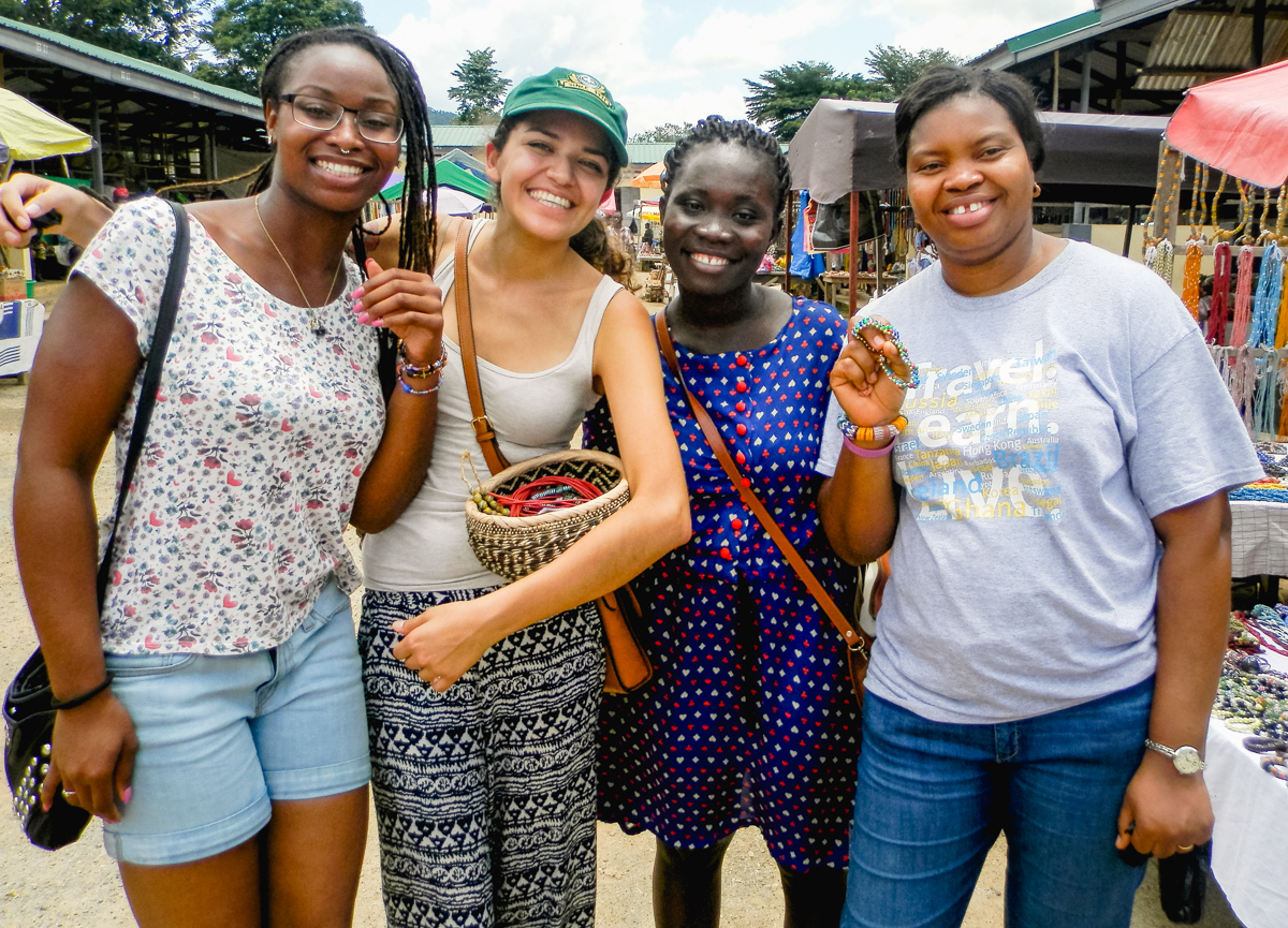 UCEAP students at the market