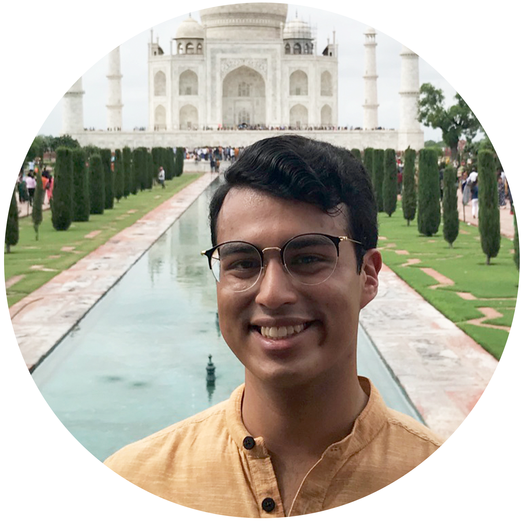 Matthew in front of the Taj Mahal