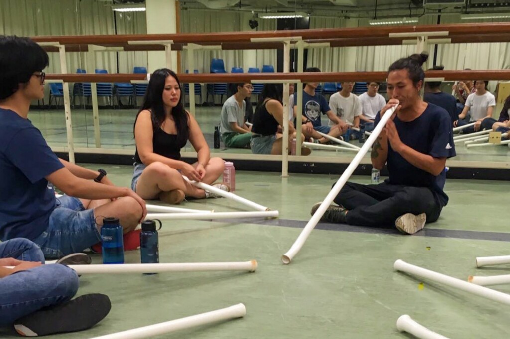 Didgeridoo class at HKU