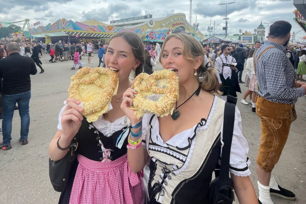 Claire Scott (UCSB) at Oktoberfest in Munich with friend