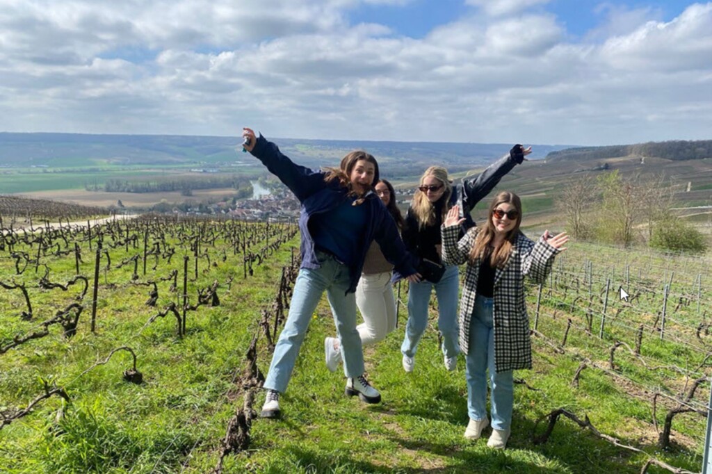 Keren Dror (UC Los Angeles) with friends in a vineyard in France