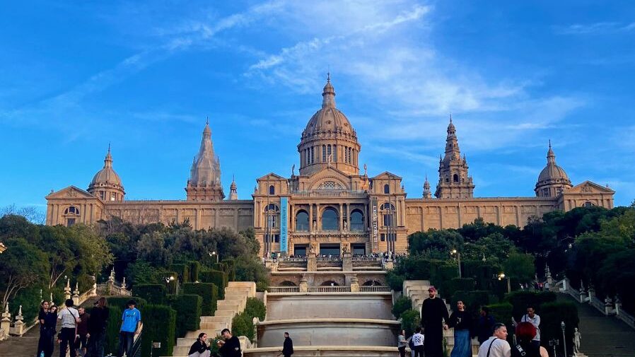 unexpected-barcelona-rebecca-mendoza